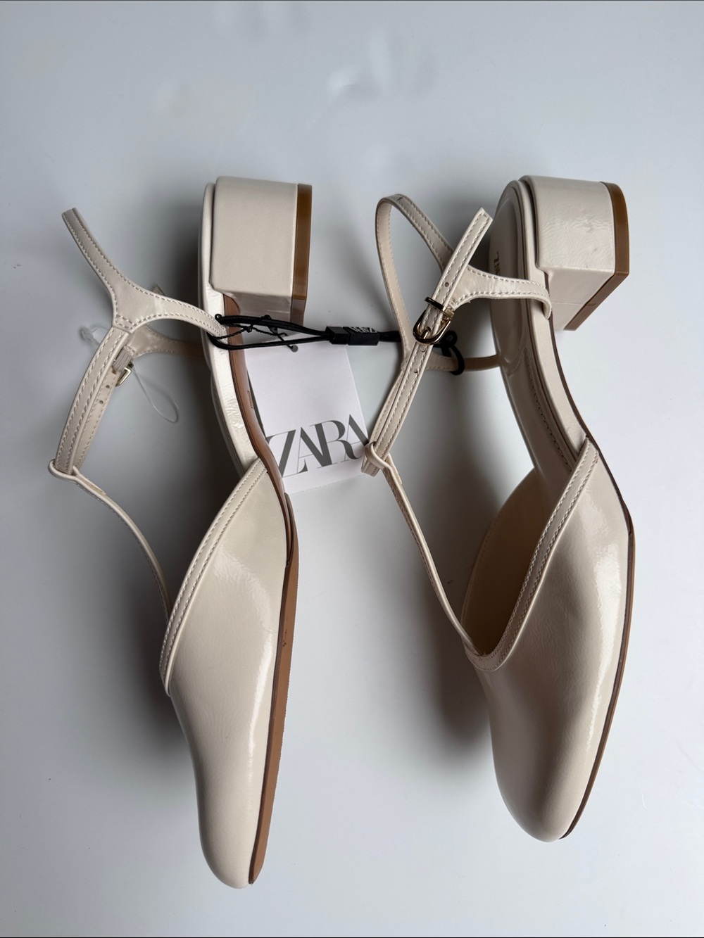 ZARA Cream Patent Leather T-Strap Low Block Heels Size 8 - Picture 5 of 8